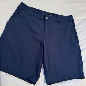 Men’s Lululemon ABC shorts